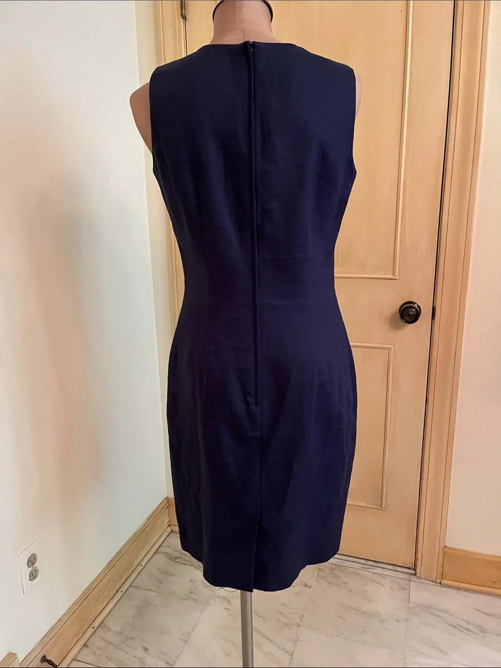TALBOTS VINTAGE Career Classic 100% Linen Sleeveless Navy Sheath Dress SZ 8